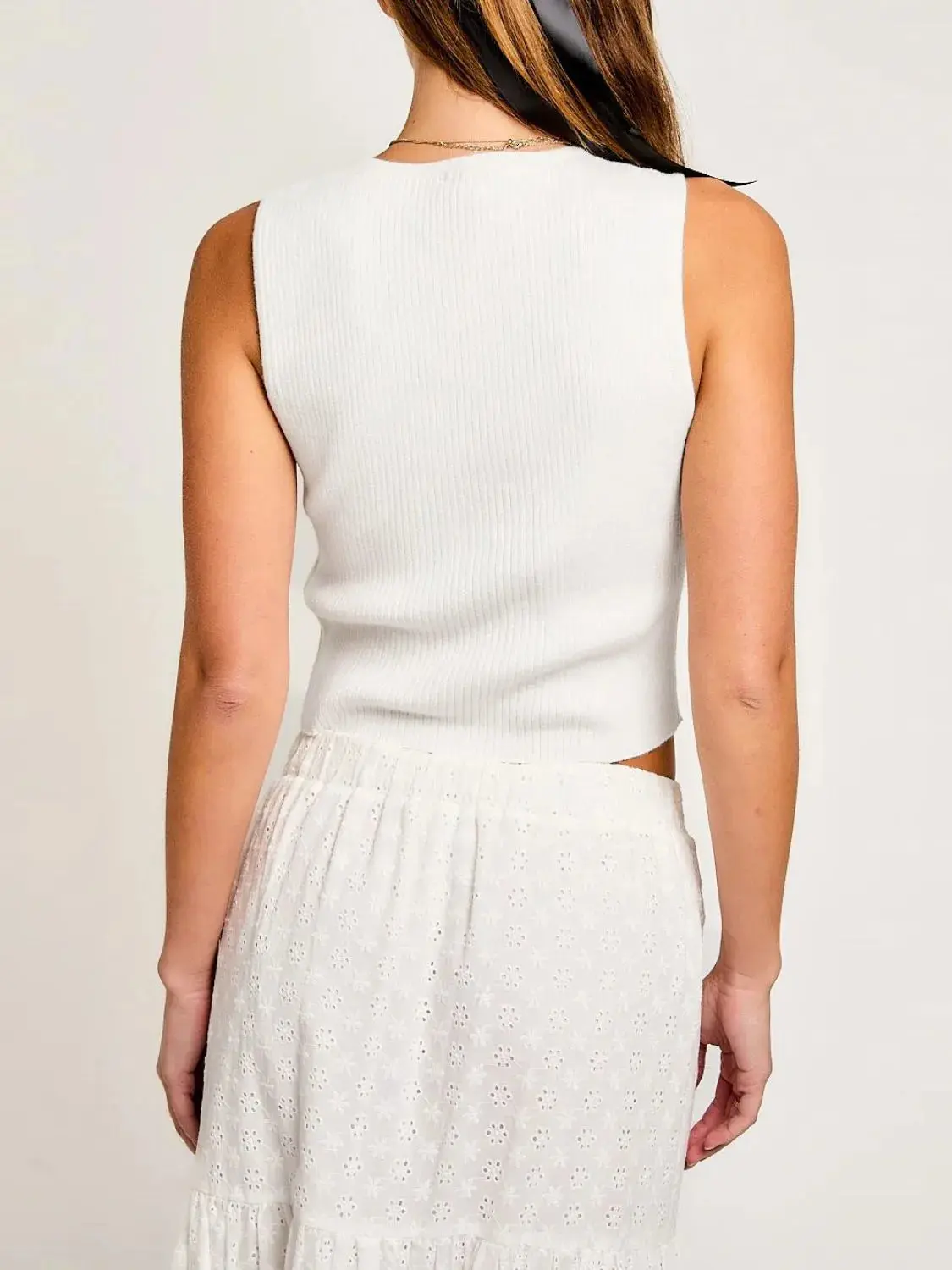 Bow Round Neck Cropped Tank - Image 10