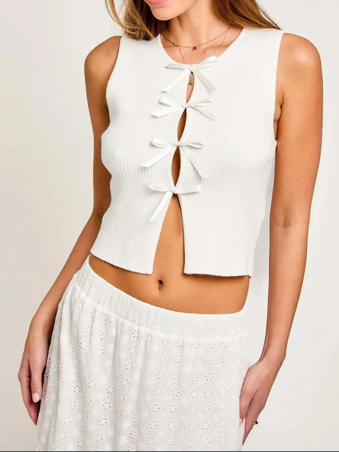 Bow Round Neck Cropped Tank - Image 9